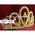 Des tiaras et des couronnes d'enfants